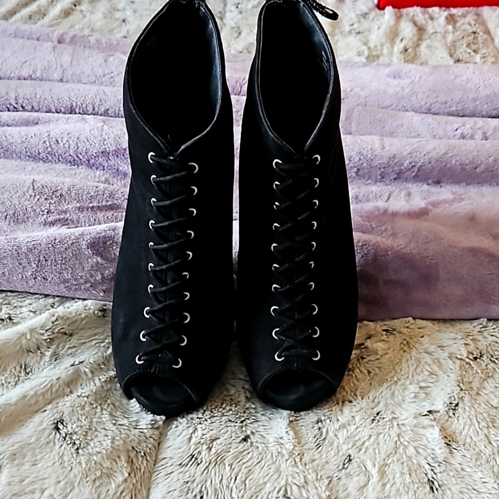 Open Toe boots